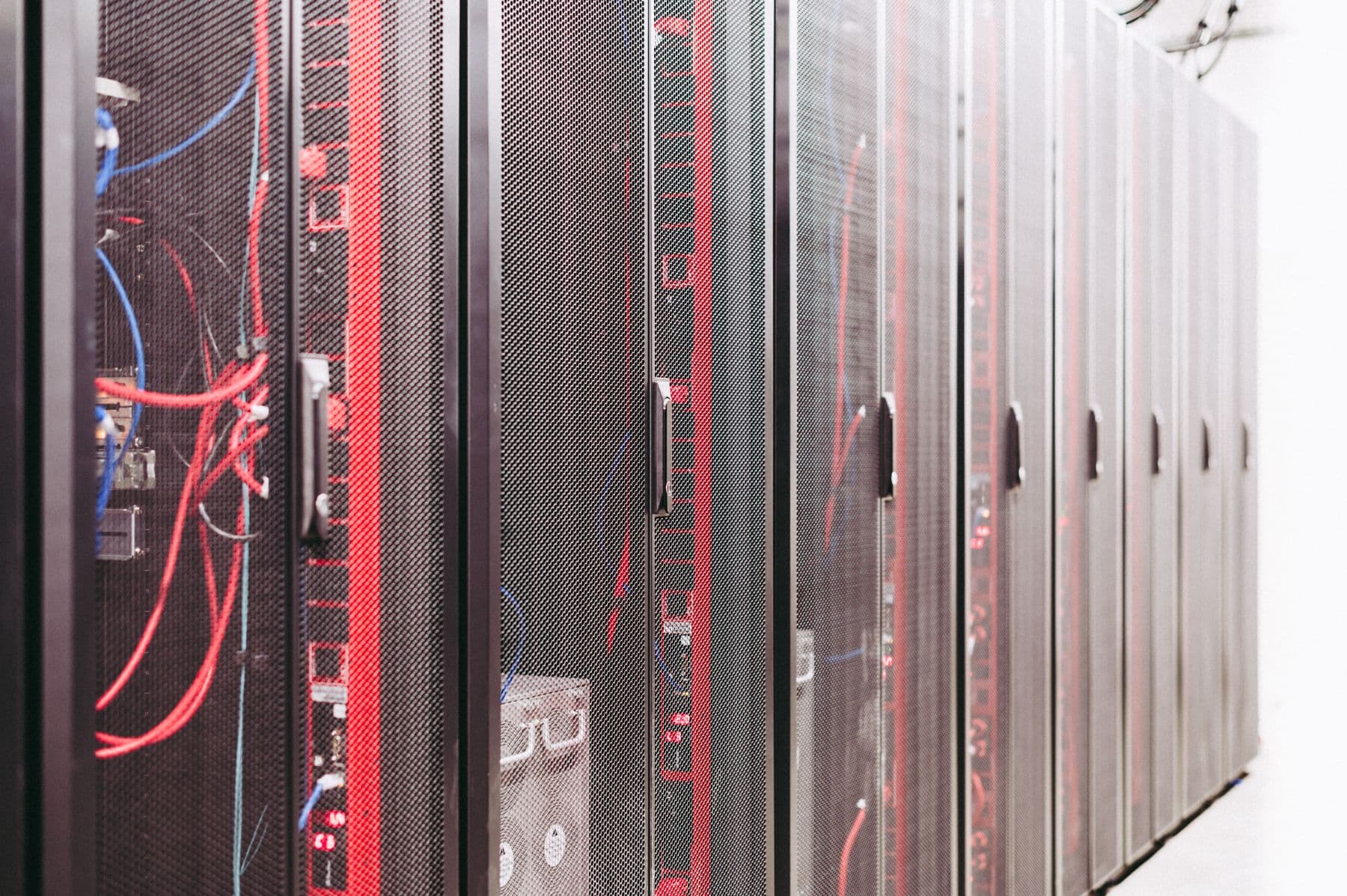 Modern data center infrastructure supporting cloud operations